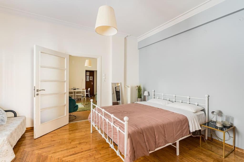 Amazing 3Bdr Apt With Unique Roof Garden In Plaka Atenas Exterior foto