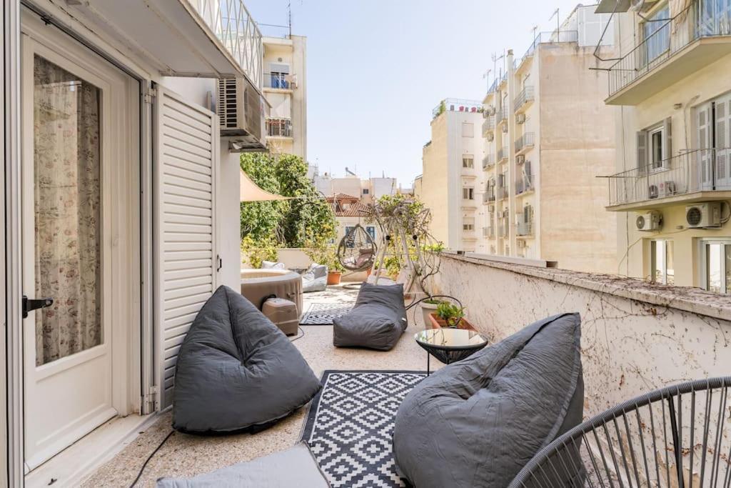 Amazing 3Bdr Apt With Unique Roof Garden In Plaka Atenas Exterior foto