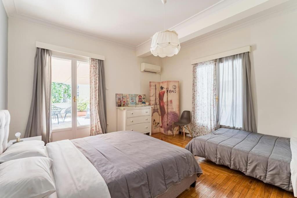 Amazing 3Bdr Apt With Unique Roof Garden In Plaka Atenas Exterior foto