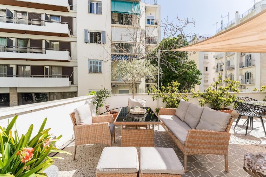 Amazing 3Bdr Apt With Unique Roof Garden In Plaka Atenas Exterior foto